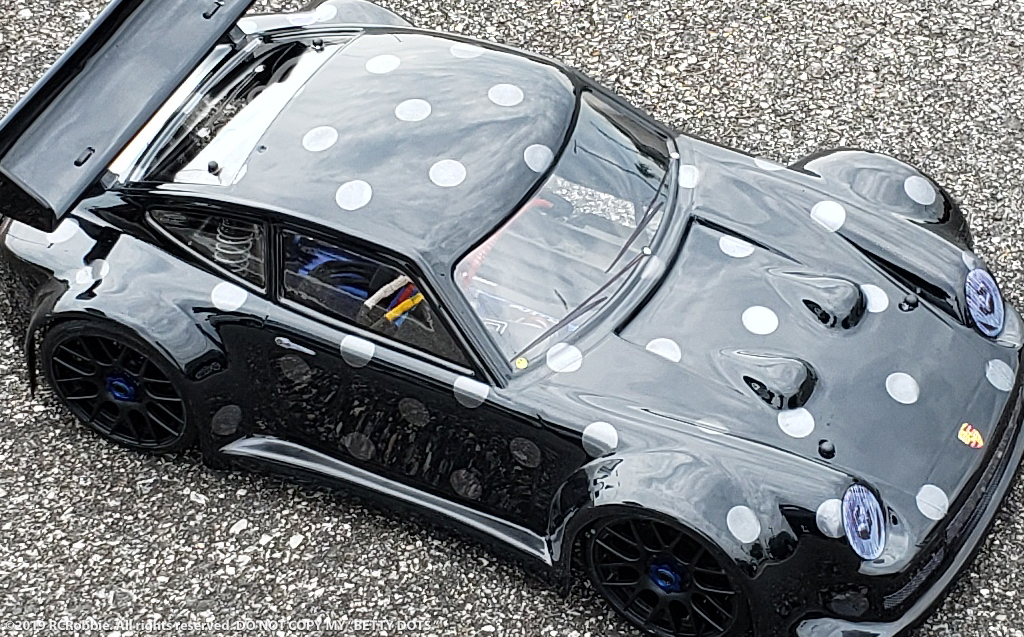 Porsche 911 Betty Dots