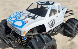 URCG Edition - Traxxas Slash 4x4, ProLine body - White Crawler Body, Traxxas Dirt Tires - named Hexygone-4