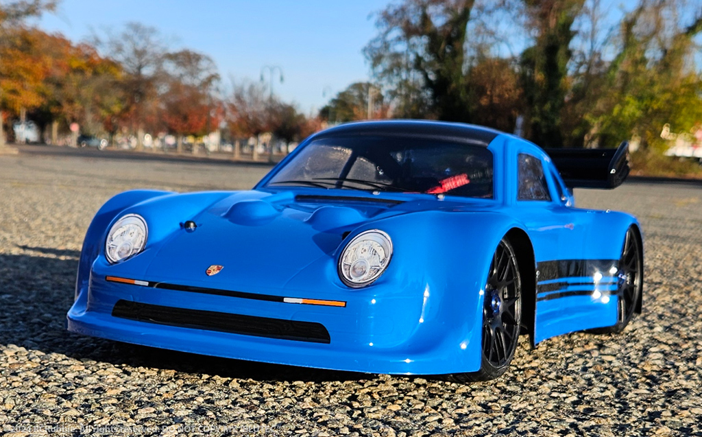 URCG Edition - Traxxas Slash 4x4, Delta Plastik USA body - Brilliant Blue Porsche 911 GT3, Sweep Racing Tires - named BluTec